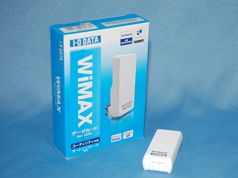 市販の機器を購入し、オンラインで手軽に契約できるのがWiMAXの特徴の1つ。写真はアイ・オー・データ機器の「WMX-U01」