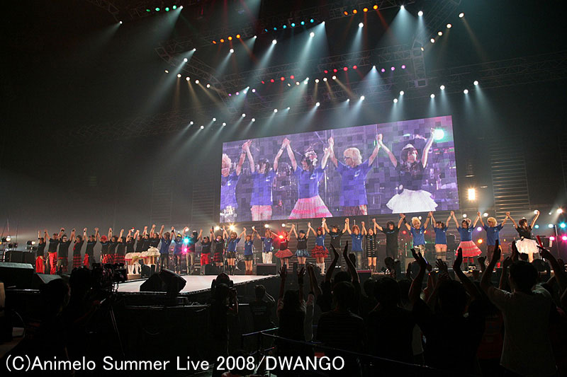 写真は「Animelo Summer Live 2008 -Challenge-」の模様